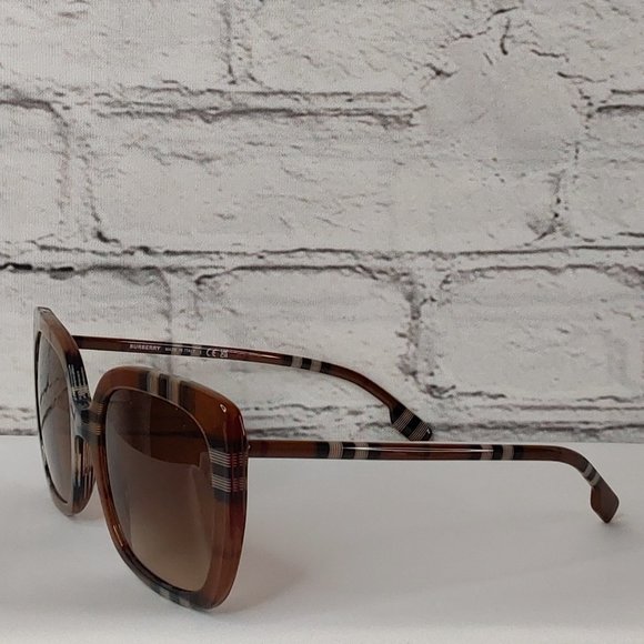 BURBERRY 'CAROLL' SQUARE LENS FULL~RIM SUNGLASSES SIGNATURE BRITISH CHECKERED - Picture 5 of 16
